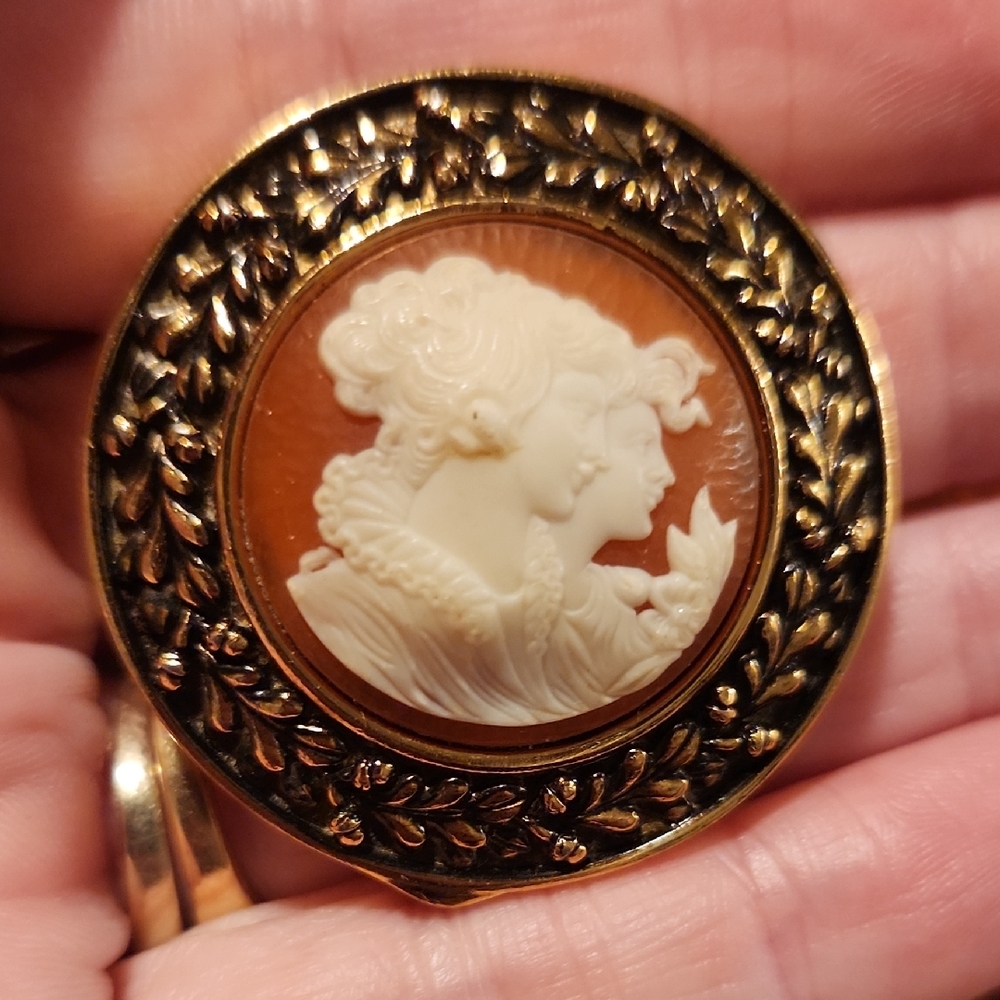 Estee Lauder Azuree Cameo Perfume Compact